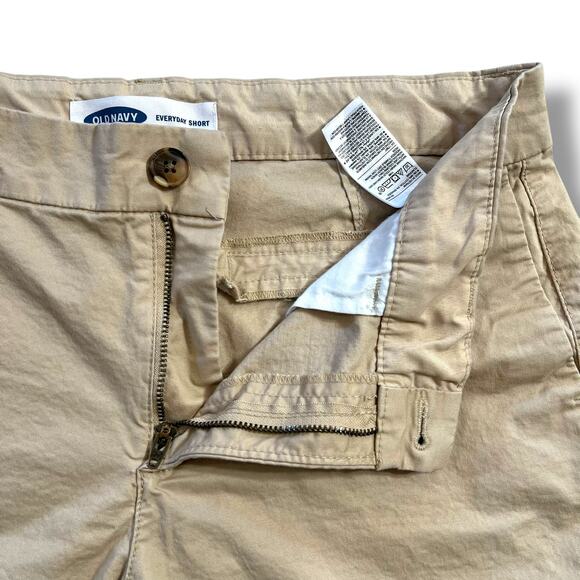 Old Navy Womens Everyday Short Chino Khaki Summer Shorts Tan Size 8 - Picture 3 of 7